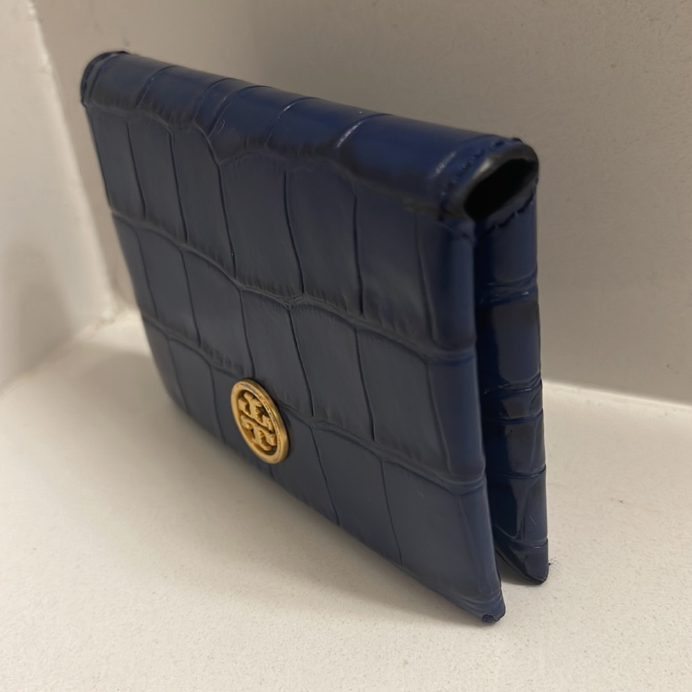 Tory Burch Blue Gold Parker Embossed Foldable Card Case - Picture 6 of 7